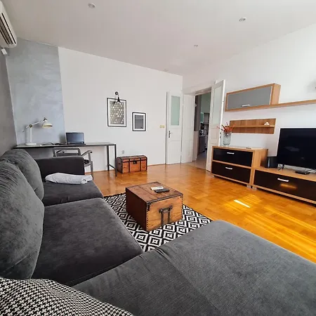 Reful Apartamento Split